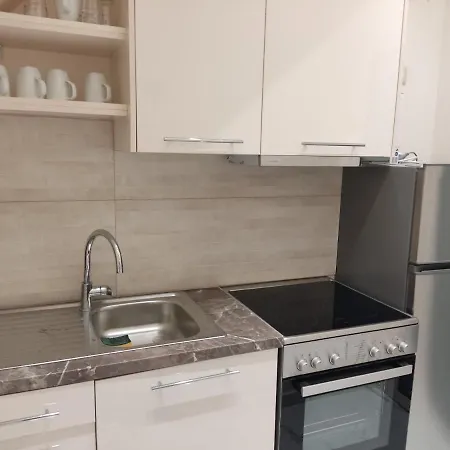 Center Luxury Suites *