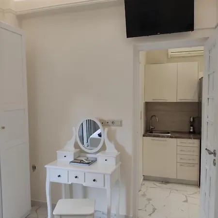 Center Luxury Suites Апартаменты